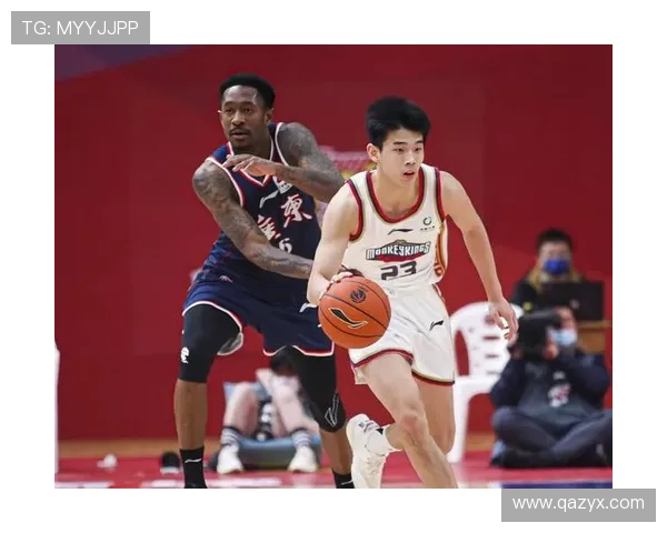 山东备战广州补赛 琼斯融入状态提升